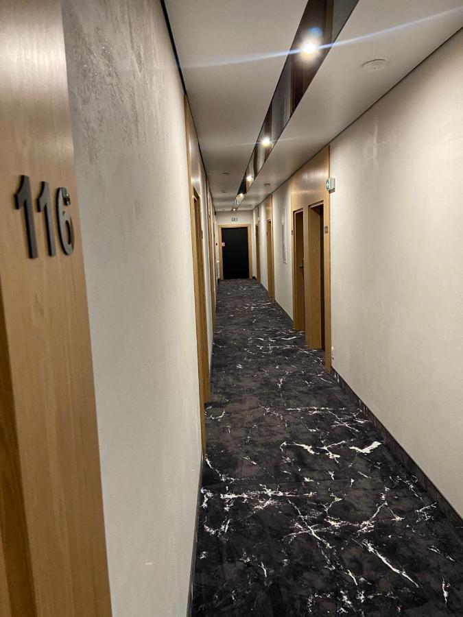 Hotel Sebory Przasnysz Buitenkant foto