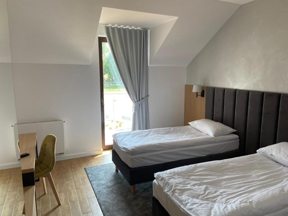 Hotel Sebory Przasnysz Buitenkant foto