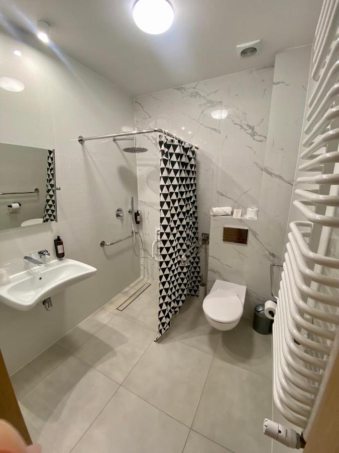 Hotel Sebory Przasnysz Buitenkant foto